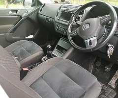 Volkswagen tiguan jeep