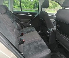 Volkswagen tiguan jeep - Image 5/7