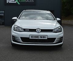 2016 Volkswagen Golf