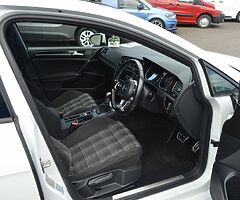 2016 Volkswagen Golf - Image 8/10