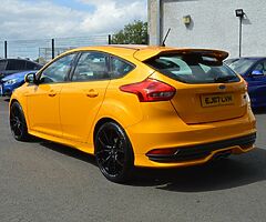 2017 Ford Focus - Image 6/10