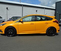 2017 Ford Focus - Image 7/10