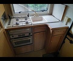 Mercedes Sprinter 312D Camper Van 2.8 Diesel 5 Berth - Image 8/10