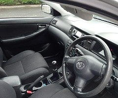 Toyota Corolla saloon1.4 - Image 9/10