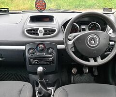 10 Renault Clio 1.2 petrol no nct&tax - Image 9/10