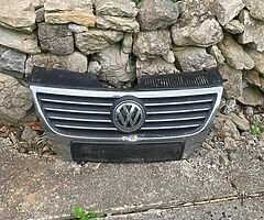 Passat b6 bonnet and grill