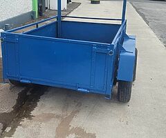 Car trailer