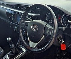 152 Toyota Corolla 1.4d with Only 68k kms - Image 7/8