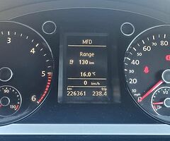 Vw passat 2.0L 2009 - Image 6/10