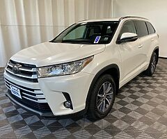 2017 Toyota Highlander XLE $31,270