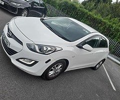 2014(142)Hyundai i30 - Image 3/10