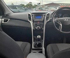 2014(142)Hyundai i30 - Image 4/10