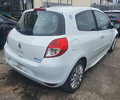 2010 RENAULT CLIO 1.2 PETROL MANUAL FOR BREAKING ONLY! - Image 3/6