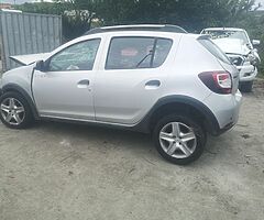 **BREAKING ONLY**2015 DACIA SANDERO 1.5L Diesel**BREAKING ONLY**