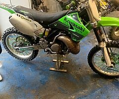 Kawasaki 200 - Image 4/5