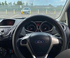 Ford Fiesta 1.25 - Image 6/8