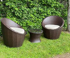 RATTAN EGG SET / Two Chairs & Round Table / DELIVERY 