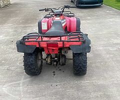 Big red 300cc 4wd - Image 3/6