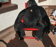 Silver back gorilla. Elegance by dakin 54ins collector's piece 1986. 250euro ono. Excellent conditio