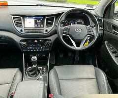 2018 HYUNDAI TUCSON EXECUTIVE 1.7 DIESEL SAT NAV LEATHER ONE OWNER 6 SPEED MANUAL - Image 9/10