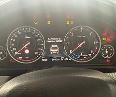 BMW F10 520D M-SPORT HIGH SPEC - Image 5/10