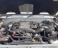 Toyota Landcruiser D4d for breaking - Image 3/5