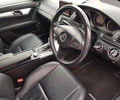 Mercedes C 220 CDI AMG Sport 2009 - Image 9/10