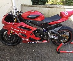 Yamaha R6 13S race bike breaking