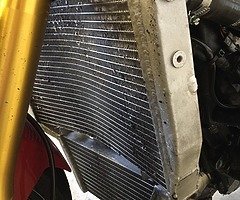 Yamaha R6 13S race bike breaking