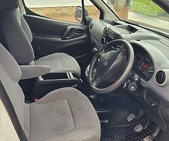 2013 Peugeot  Partner - Image 5/6