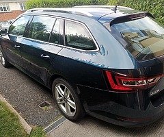 Skoda Superb - Image 3/10