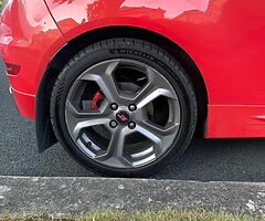 Fiesta st180 wheels for sale/swap - Image 3/4