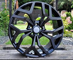 Range Rover alloy wheels 20'' 5x108