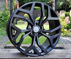 Range Rover alloy wheels 20'' 5x108 - Image 3/5