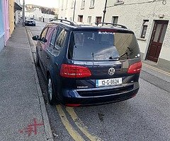Volkswagen touran 7 seater automatic.