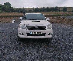 2012 Hilux Invincible x - Image 4/10