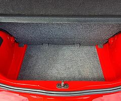 2013 Volkswagen Up! - Image 7/8