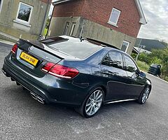 E63 AMG - Image 3/10