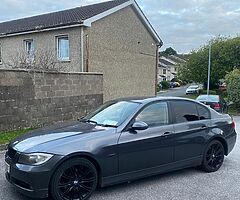 Bmw 318d 2008 - Image 4/7