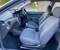 2004 Ford Focus Zetec 1.4 - Image 9/10