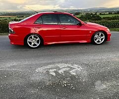 2002 Lexus IS 200