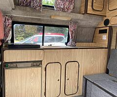 1992 Volkswagen Transporter Campervan - Image 8/10