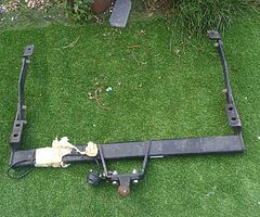 Towbar and roofrack renault traffic  or vauxhall  2018