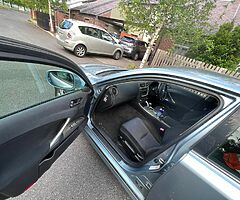 Lexus IS 250 - Image 8/9