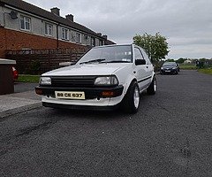 Boxy starlet