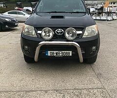 Toyota Hilux 2008 manual transmission low Milage