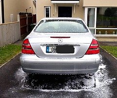 Mercedes Benz E200 Elegance - Image 5/10