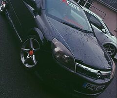 Astra h 1.7 for breaking selling as a whole