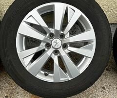 Peogeot alloys