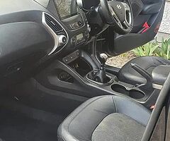 Hyundai ix35 - Image 8/10